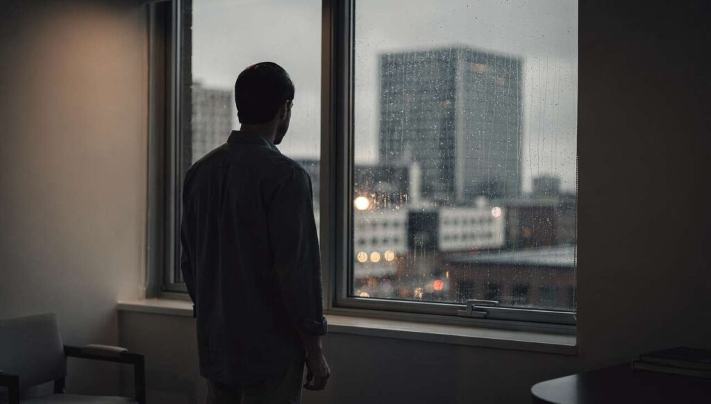 Opgroeien zonder emotionele steun: deze 7 patronen herkennen psychologen bij volwassenen